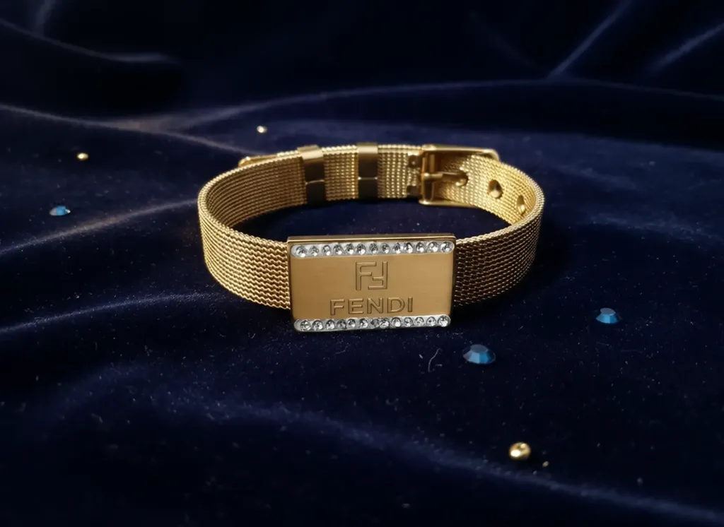 Gold Bracelet with Crystal's (1 Pc)